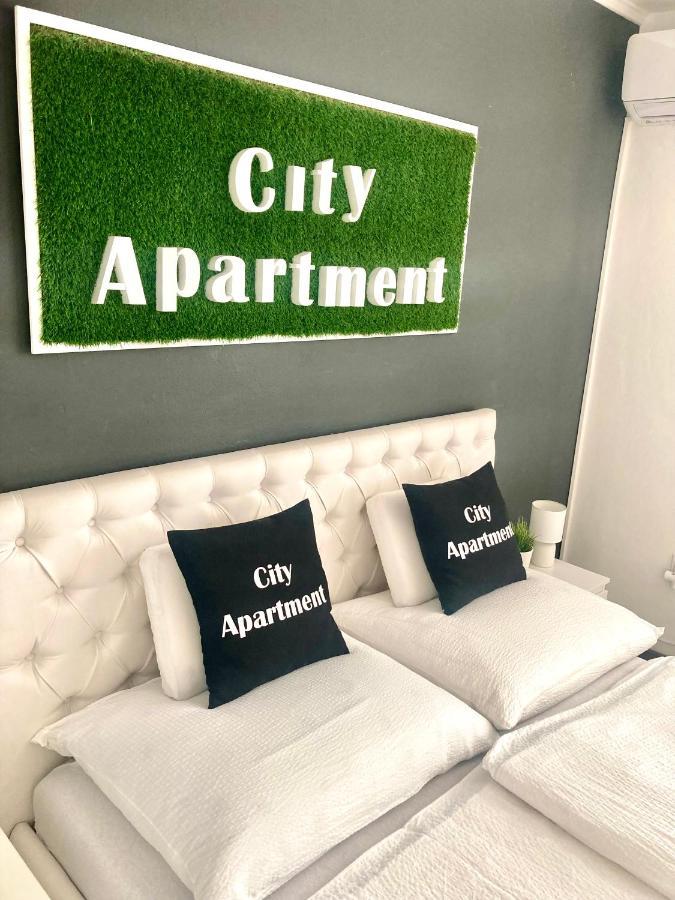 City Apartment Штурово Экстерьер фото