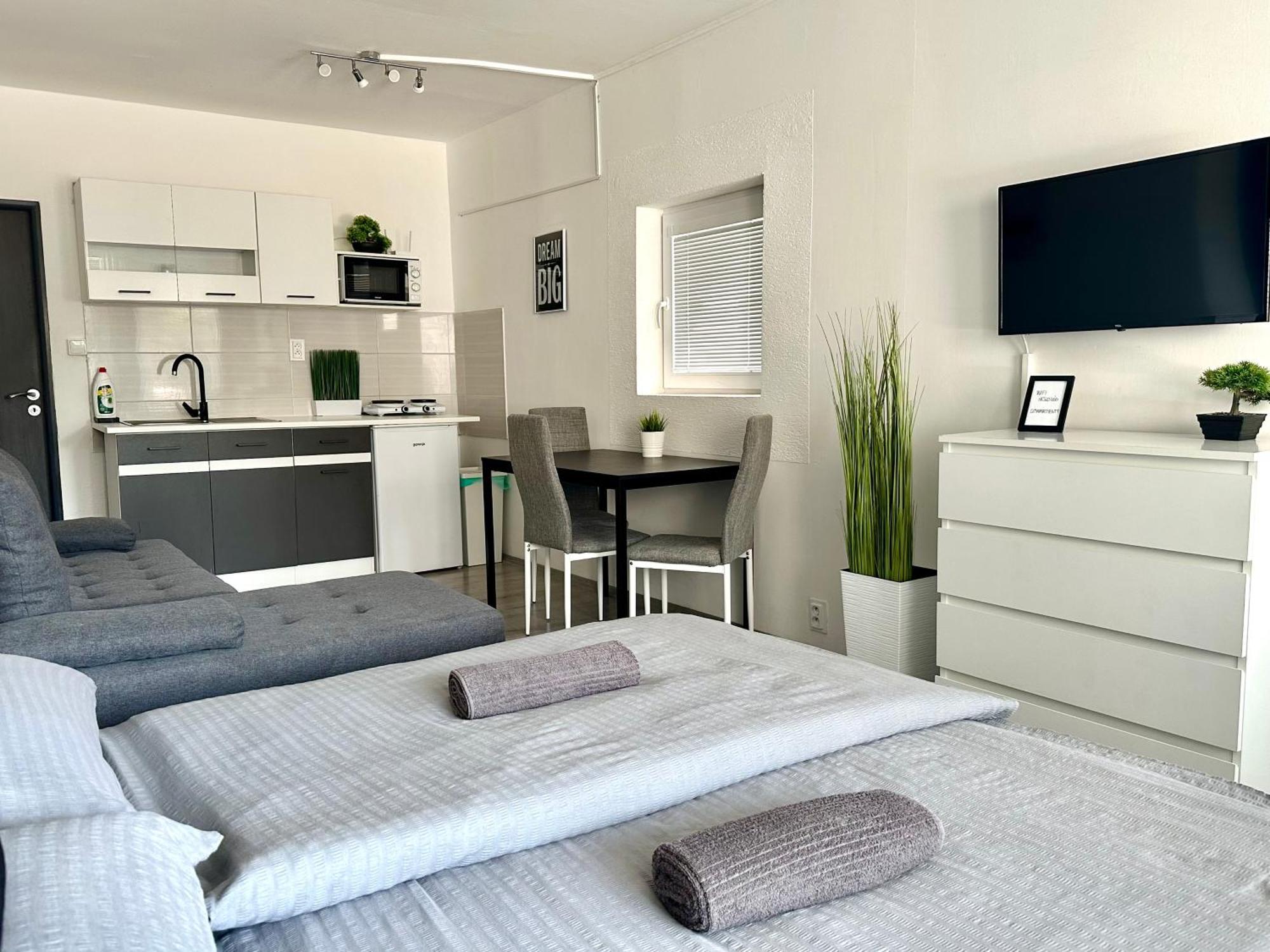 City Apartment Штурово Экстерьер фото