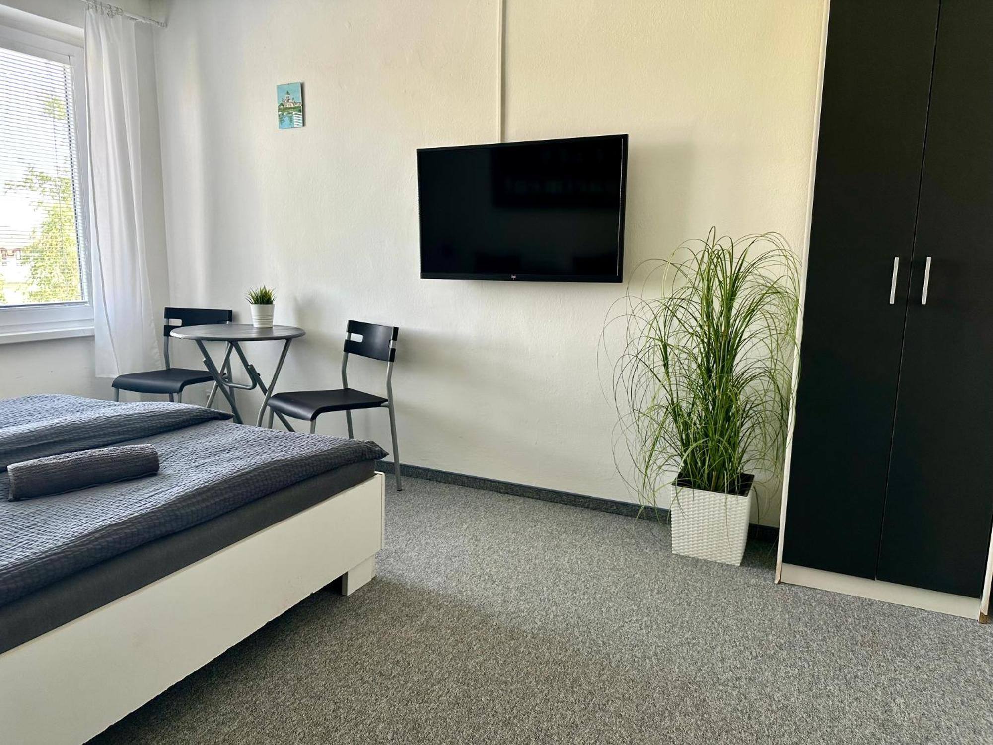 City Apartment Штурово Экстерьер фото